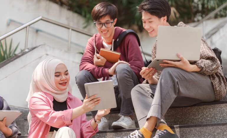 Faktor Budaya dan Gaya Hidup Pengaruhi Konsumsi Mahasiswa