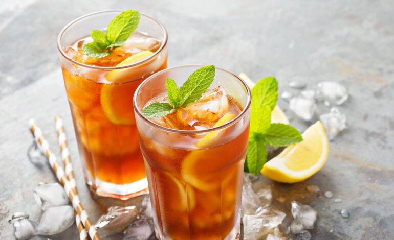 Apa yang Terjadi Jika Minum Es Teh Setiap Hari? Ini yang Terjadi pada Tubuh Anda