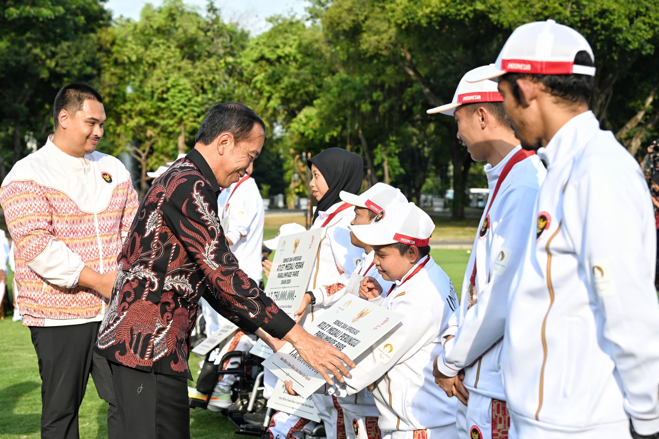 Presiden Jokowi Berikan Apresiasi kepada Atlet Paralimpiade Paris 2024