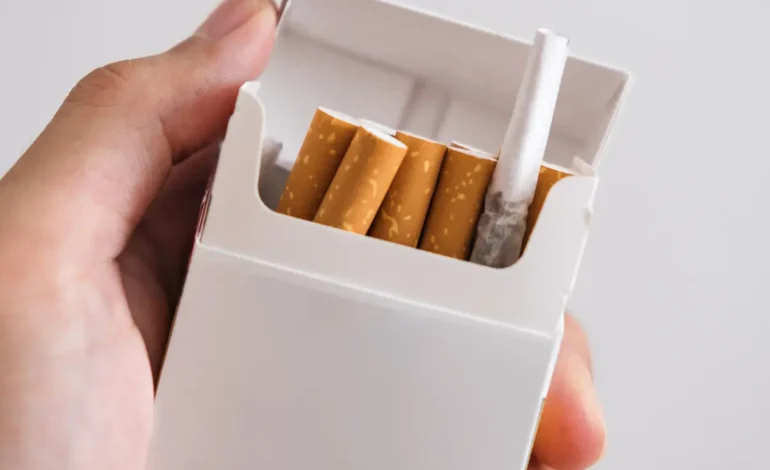 Pengusaha dan Petani Kritik Aturan Kemasan Polos Rokok Tanpa Merek