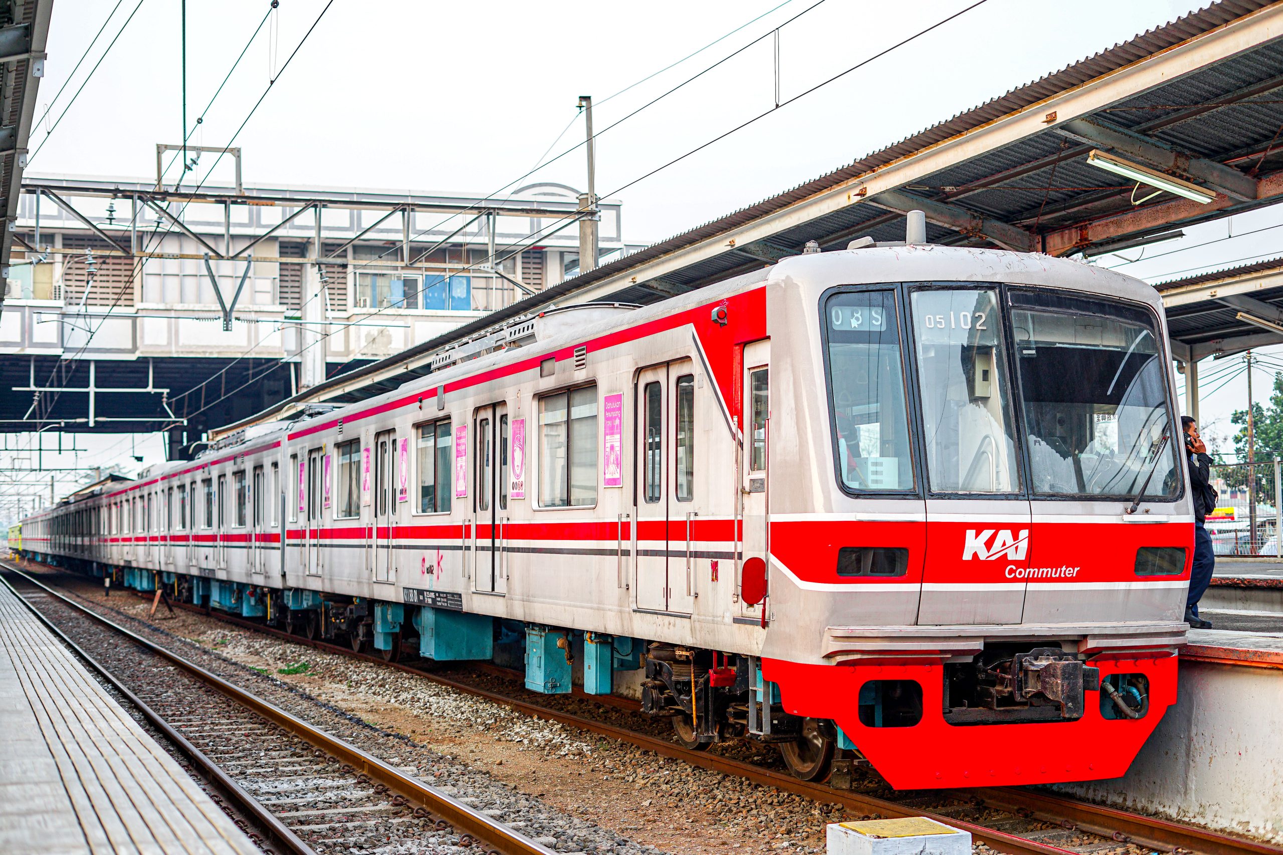 Nestapa Transportasi Kereta Api di Indonesia: Tantangan dan Peluang