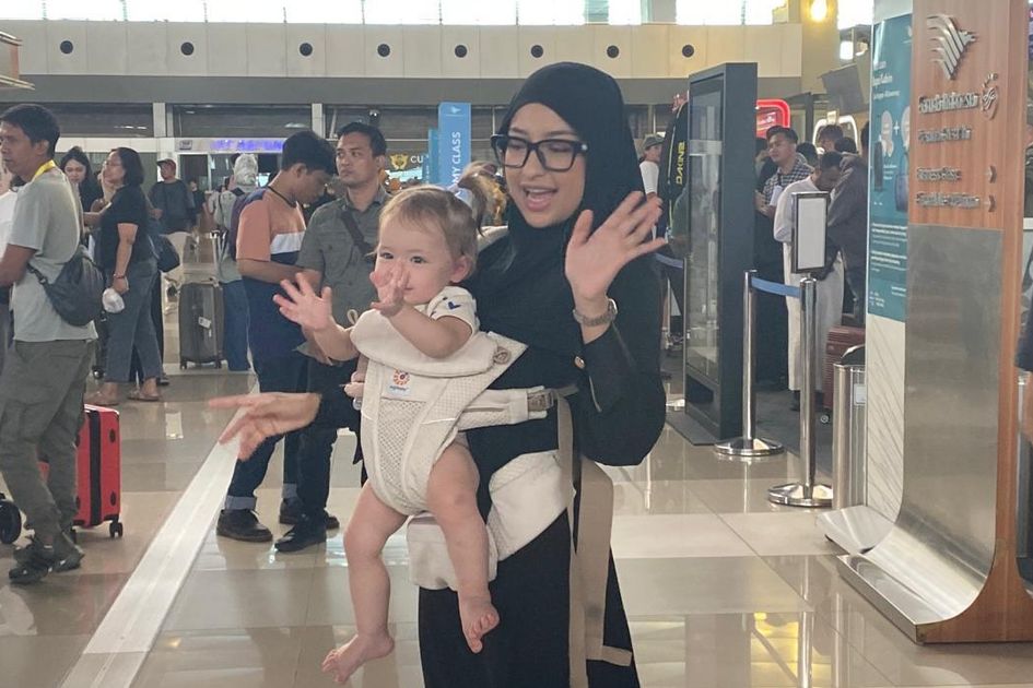 Jennifer Coppen Umrah, Rasakan Kehadiran Mendiang Suami
