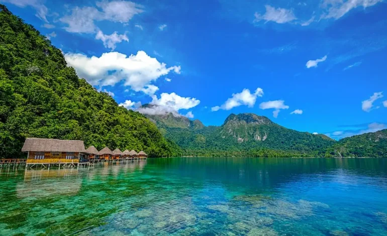 10 Destinasi Wisata Tersembunyi di Indonesia yang Wajib Dikunjungi