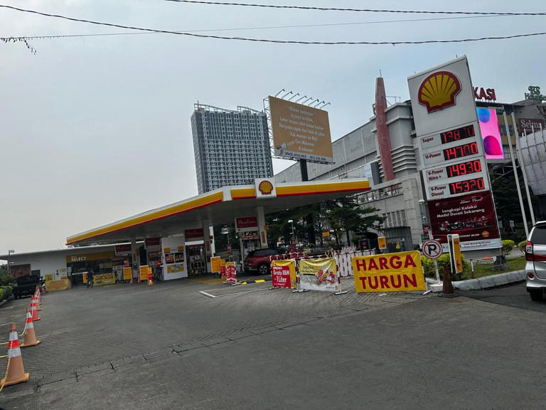 Update Harga BBM Shell 1 Oktober 2024: Semua Varian Turun