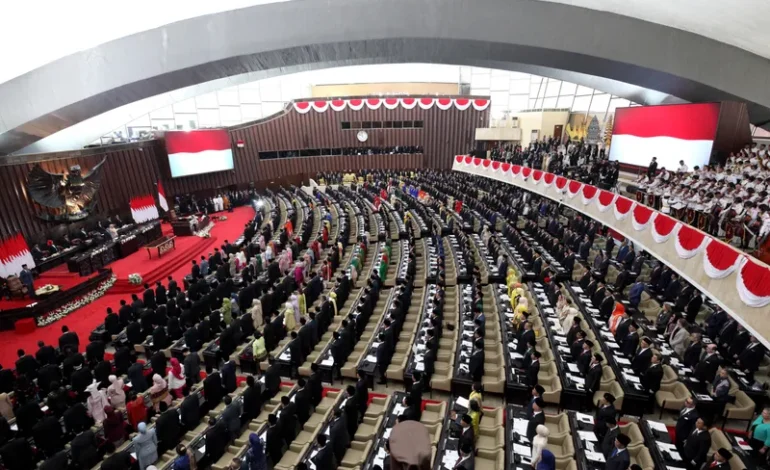 DPR RI Resmi Menetapkan Pimpinan 13 Komisi untuk Periode 2024-2029
