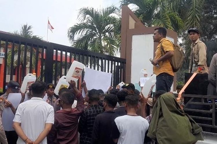 Aliansi Masyarakat NTT Melawan Demo untuk Keadilan Ipda Rudy Soik