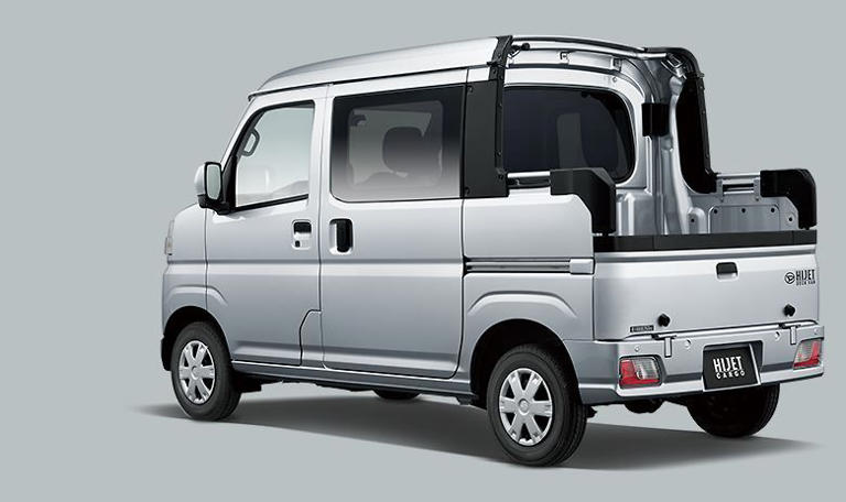 Daihatsu Hijet Deck Van: Kei Car Unik dengan Efisiensi BBM 15,6 Km/Liter