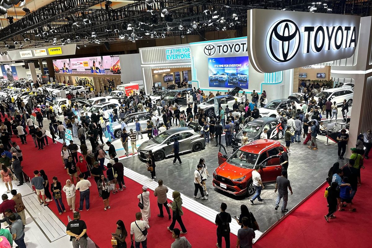 Toyota Minta Penundaan Kenaikan PPN