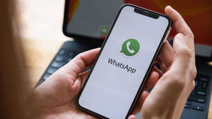 Rahasia WhatsApp: Begini Cara Bikin Centang Satu Meski Sedang Online!