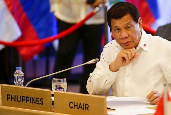 Rodrigo Duterte Jadi Buronan Interpol dan Filipina