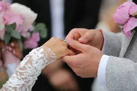 Menghidupkan Kembali Cinta: 5 Cara Mengatasi Pernikahan yang Tidak Bahagia