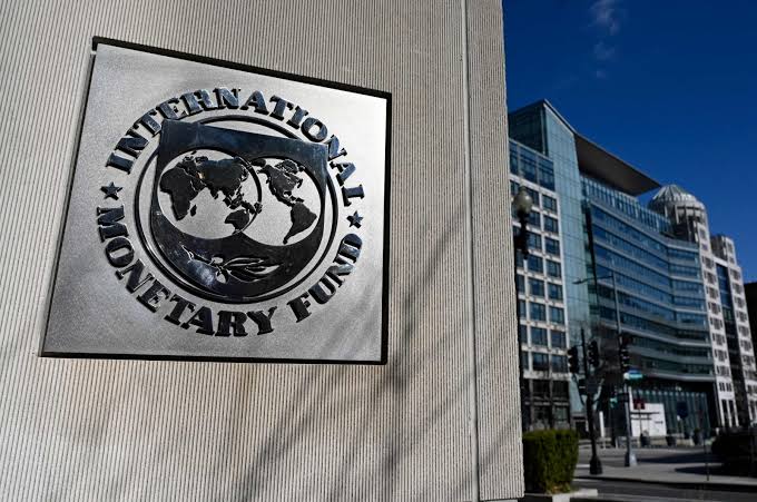 Era Ketidakpastian Dimulai, IMF Turunkan Proyeksi Ekonomi Indonesia 2025